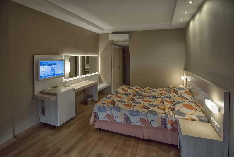 Riviera Hotel & Spa Alanya Exterior photo