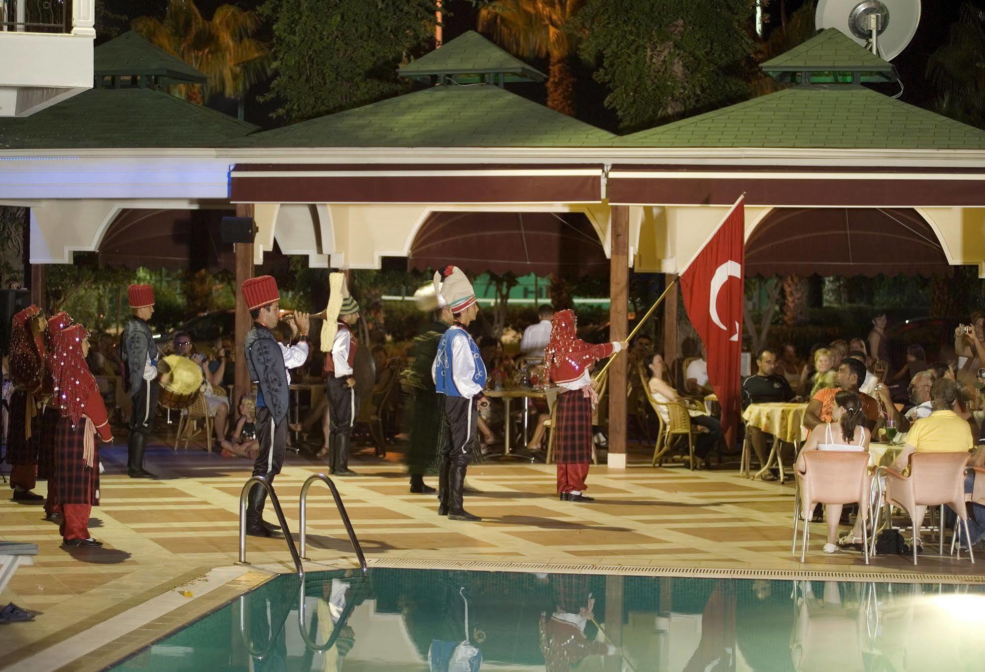 Riviera Hotel & Spa Alanya Exterior photo